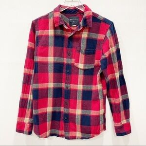 Modern Amusement Red Flannel Shirt Button-Up Plaid Medium